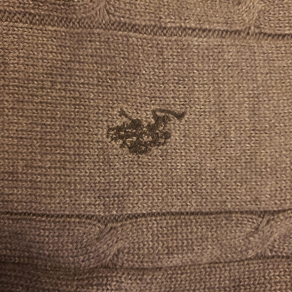 Sweater - Picture 5 of 6